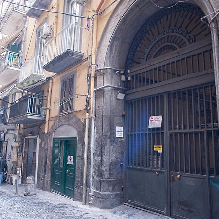 نابولي San Liborio Bed And Breakfast المظهر الخارجي الصورة